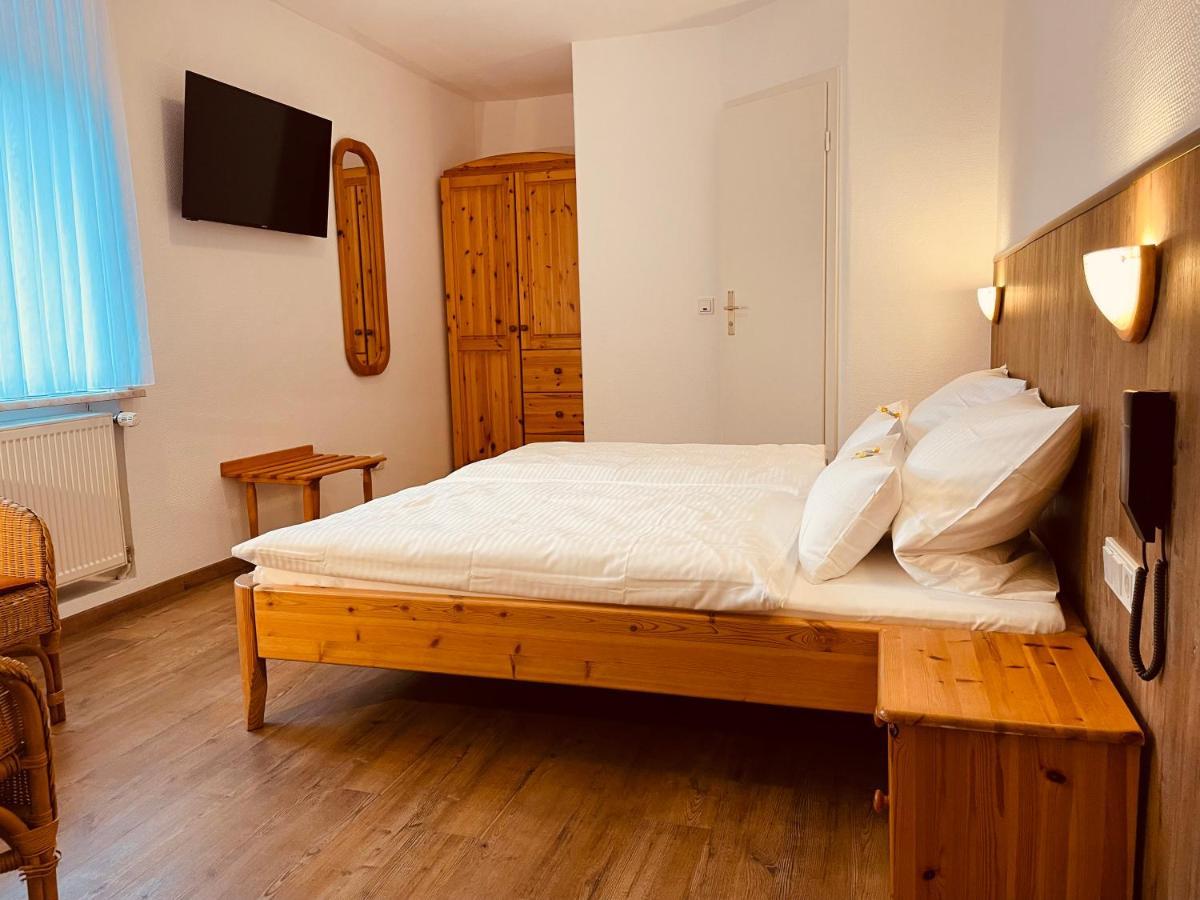 Hotel Orthwein -Kostenfreie Parkplaetze- كُلب المظهر الخارجي الصورة