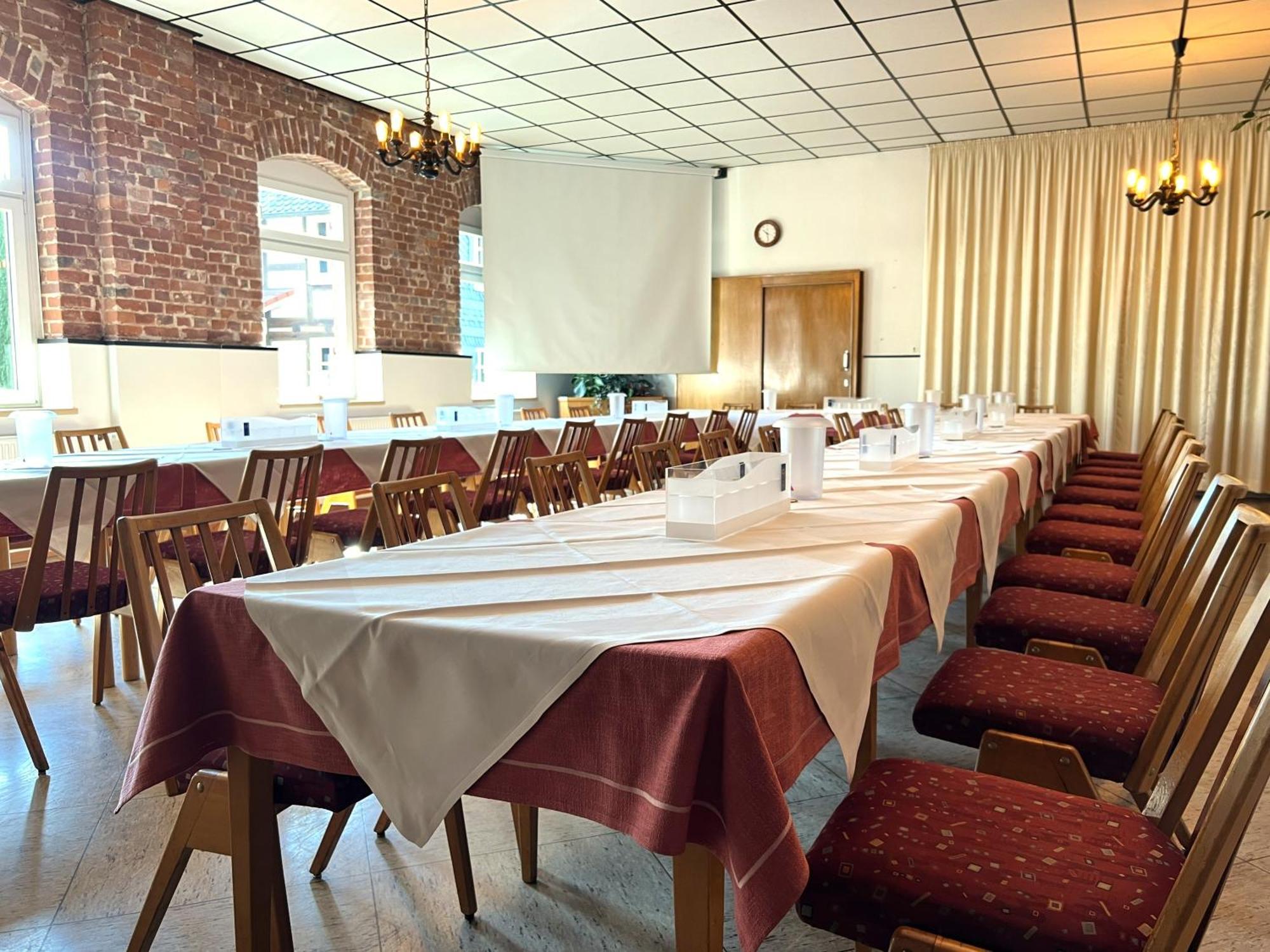Hotel Orthwein -Kostenfreie Parkplaetze- كُلب المظهر الخارجي الصورة